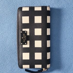 Kate Spade Black and Cream Zip Around Wallet